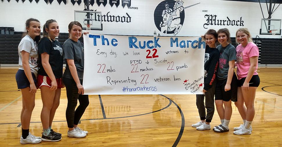 EmCheerleaders Ruck