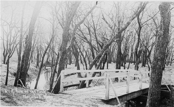 image015