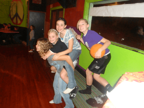 Sat_nite_silly_girls