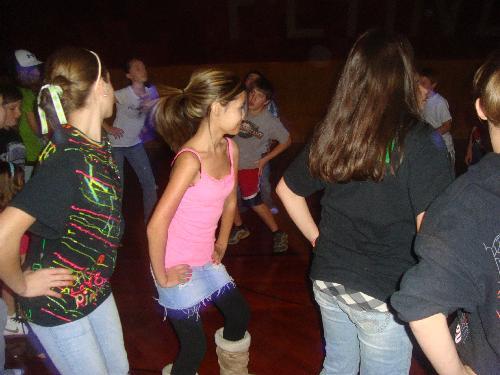 rink_dancers