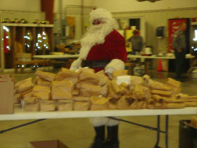 Santa 4_goodies
