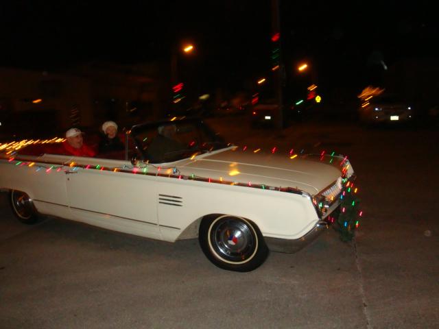 EE Parade_3